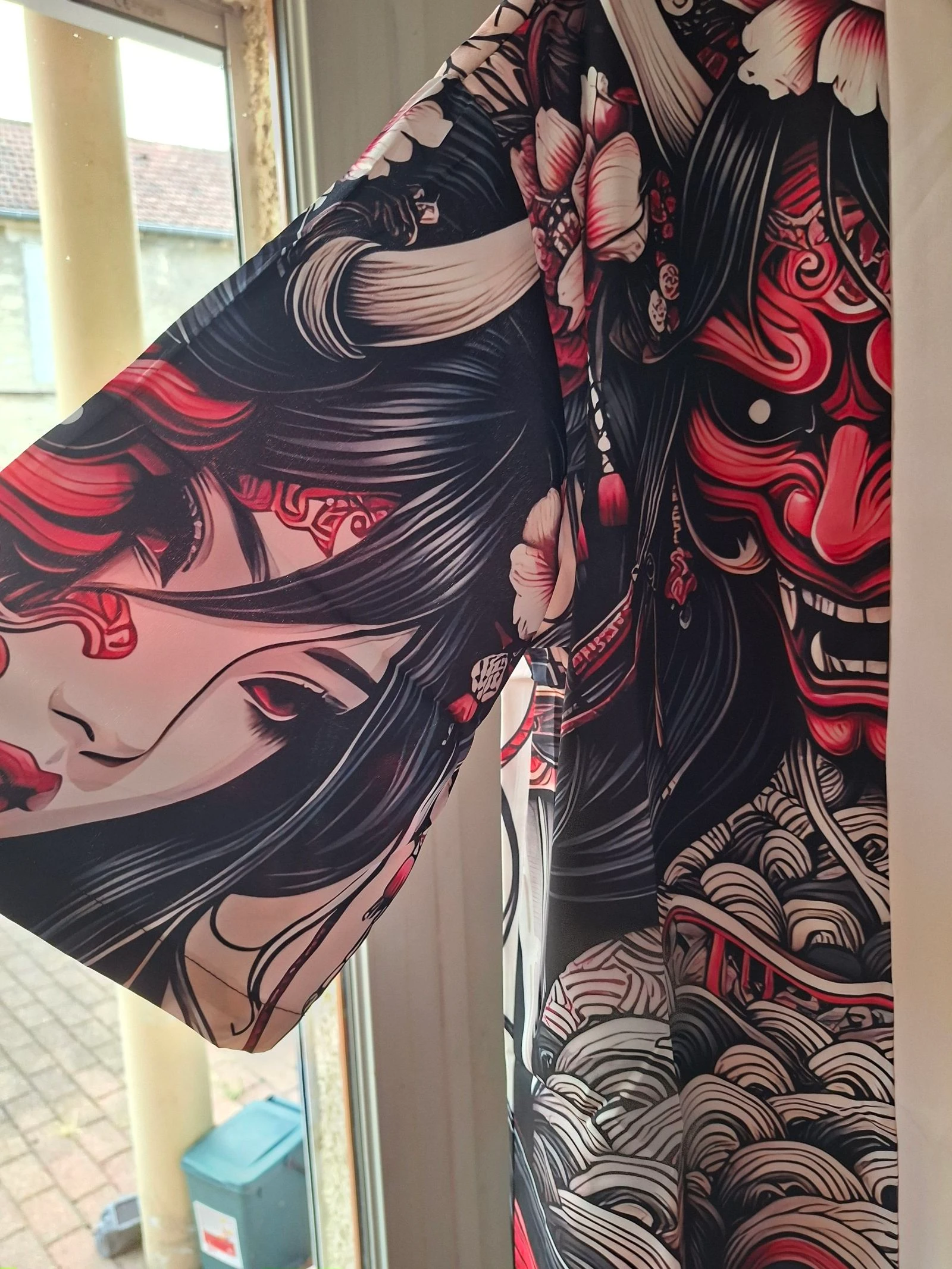 Kimono/chaqueta estilo japonés estampado Geisha y máscara Oni – Talla L – photo 5